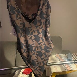 Skatie Backless Dress in Navy and Taupe